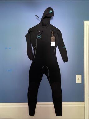 Men's Dakine Black Full-Body Wetsuit with Hood - Performance Thermal Swim